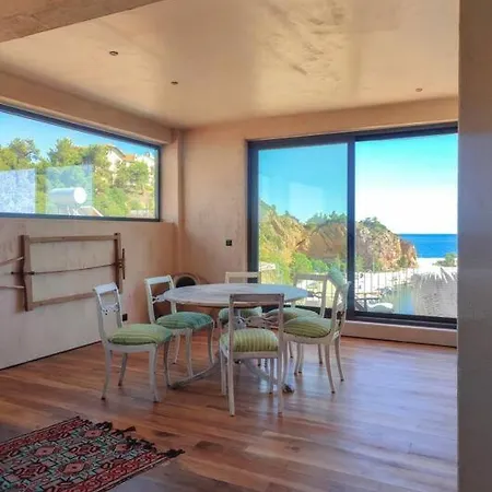 Elite Apartment
